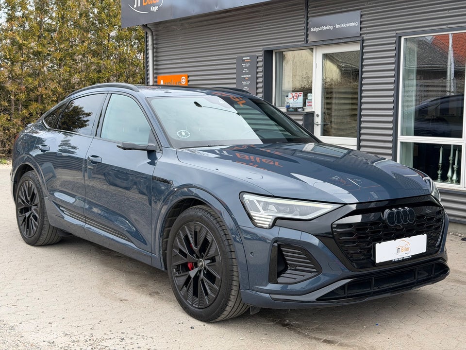 Audi Q8 e-tron 55 S-line Sportback quattro 5d