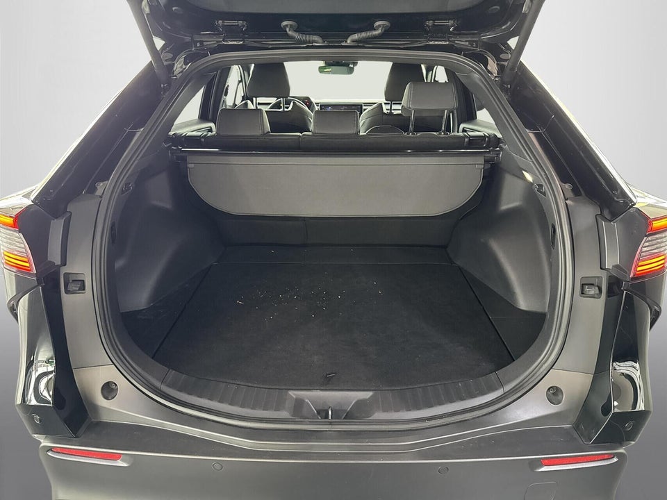 Toyota bZ4X Active 5d