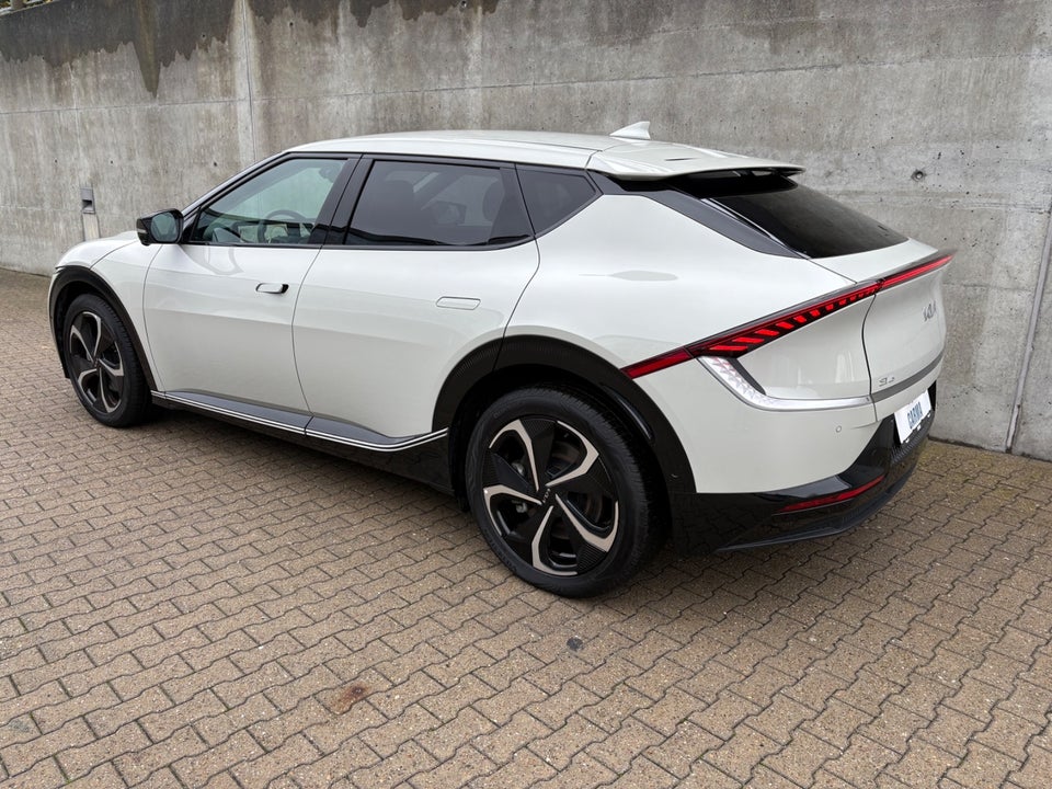 Kia EV6 77 Long Range Upgrade 5d