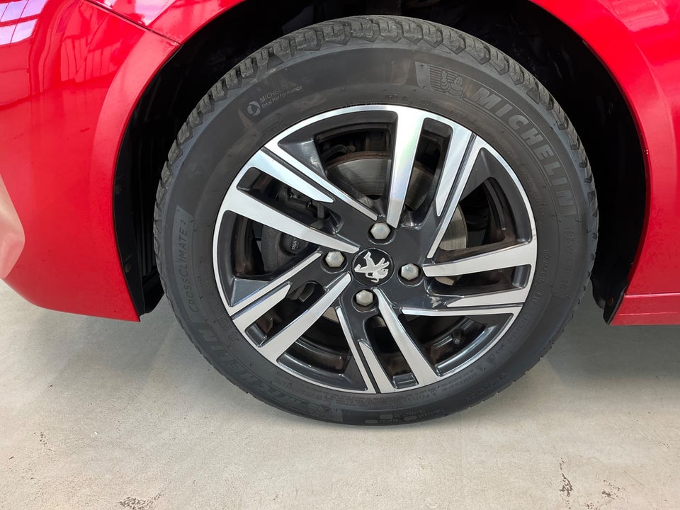 Peugeot 208 1,2 PureTech 100 Allure Sky EAT8 5d