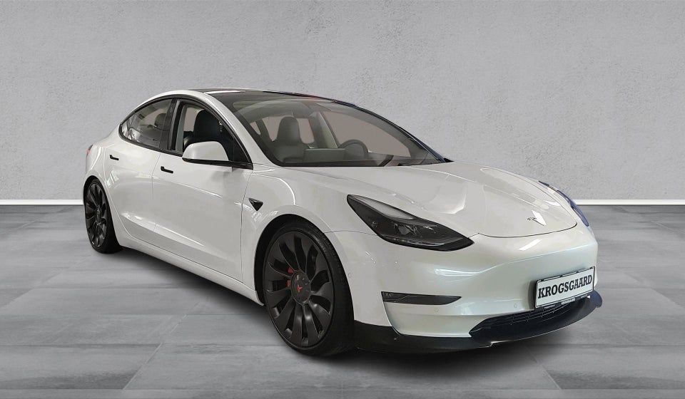 Tesla Model 3 Performance AWD 4d