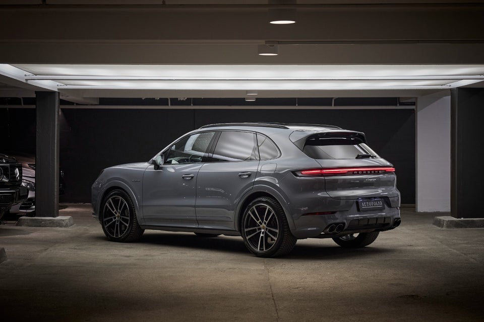 Porsche Cayenne 3,0 E-Hybrid Tiptr. 5d