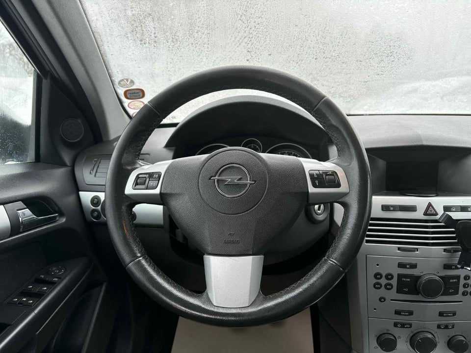 Opel Astra 1,7 CDTi 110 Enjoy 5d