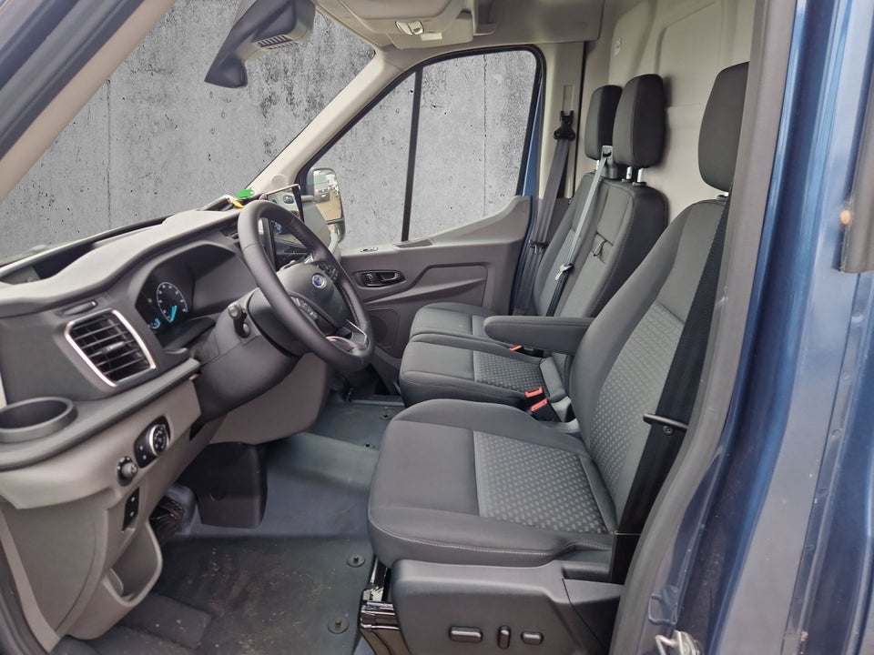 Ford E-Transit 350 L2 Van 68 Trend H2 RWD