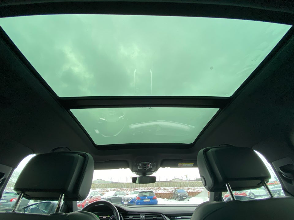 Audi e-tron 55 S-line quattro 5d