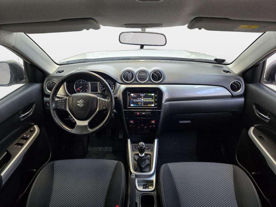 Suzuki Vitara 1,6 DDiS Active 5d