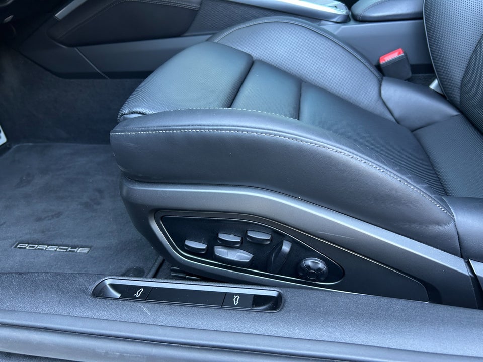 Porsche 911 Carrera 4S 3,0 Coupé PDK 2d