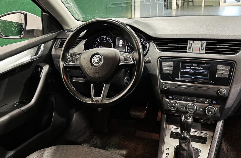 Skoda Octavia 1,6 TDi 110 Style DSG 5d