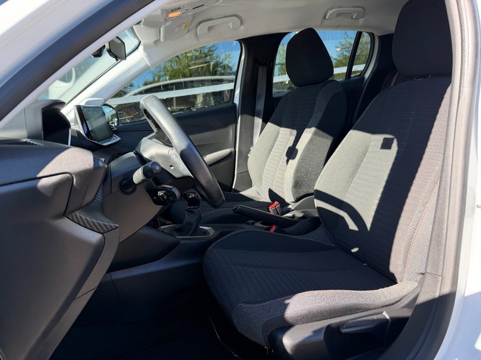 Peugeot 208 1,2 PureTech 75 Active 5d