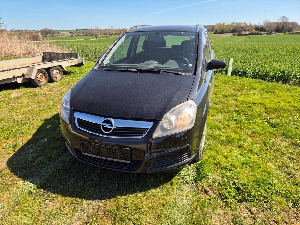 Opel Zafira 1,9 CDTi 100 Enjoy 5d