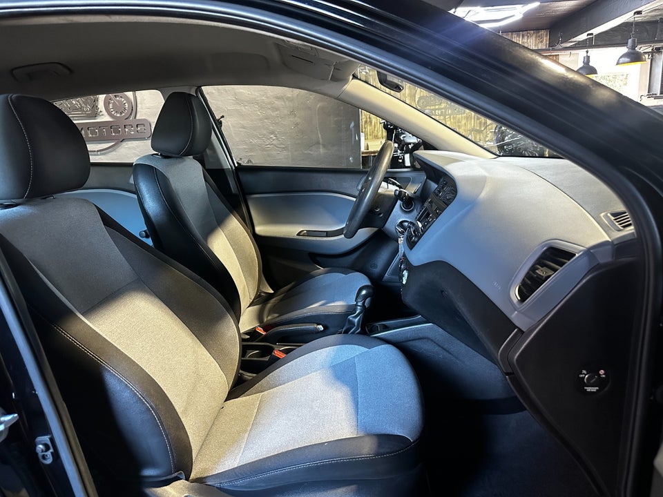 Hyundai i20 1,25 Active 5d