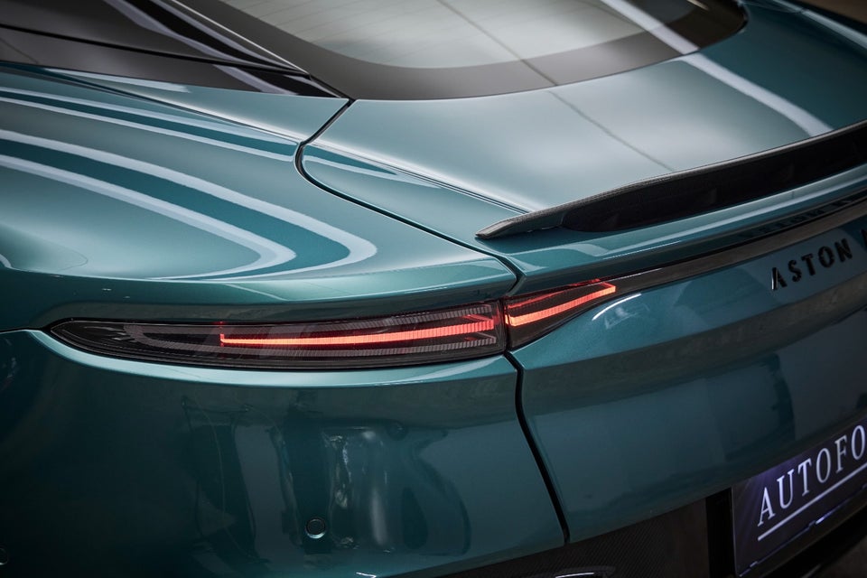 Aston Martin DBS 5,2 Superleggera aut. 2d