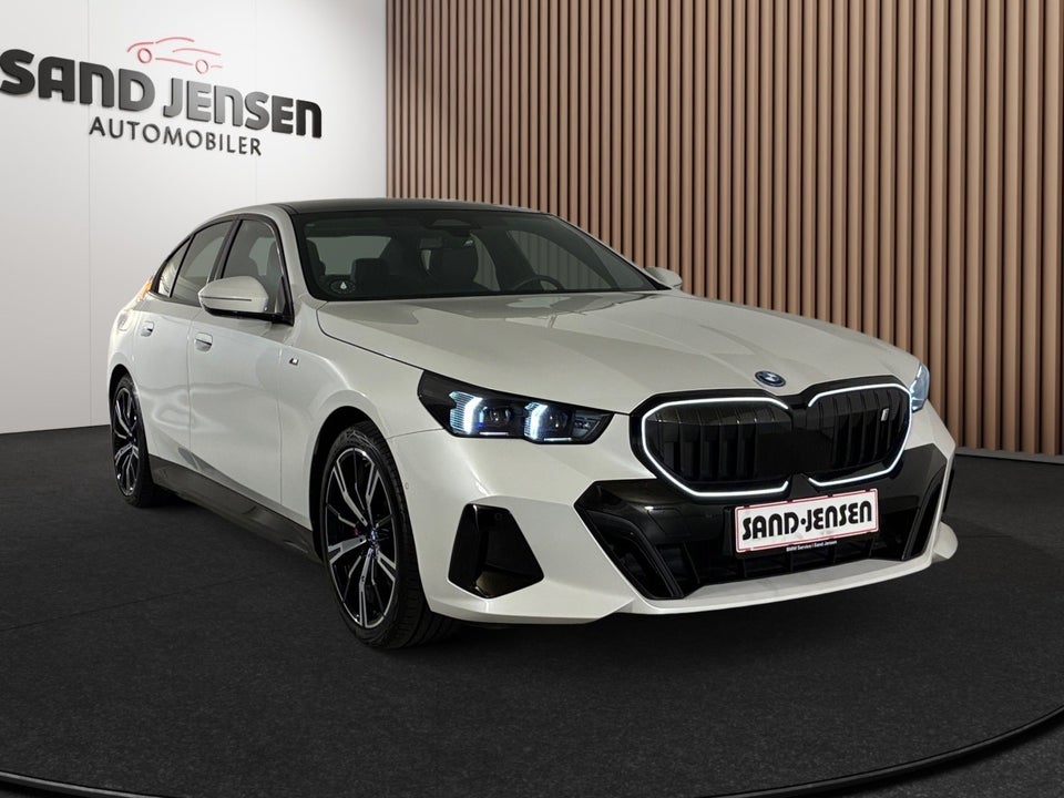 BMW i5 eDrive40 M-Sport Pro 4d