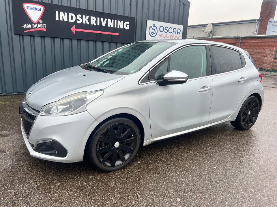 Peugeot 208 1,6 BlueHDi 100 Allure 5d