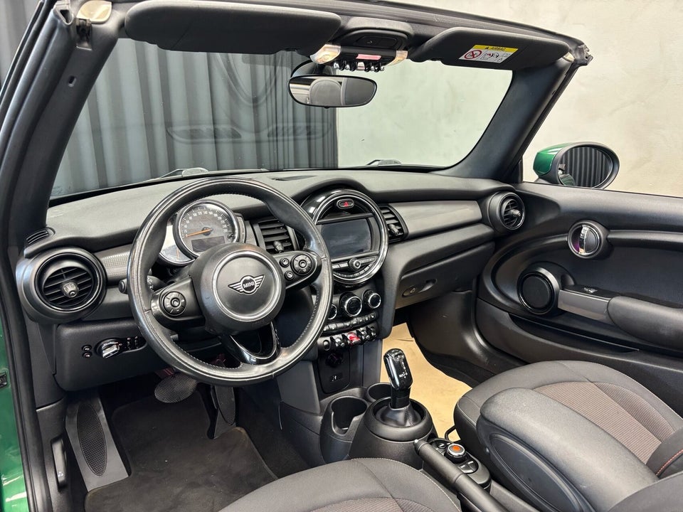 MINI Cooper 1,5 Essential Cabriolet aut. 2d