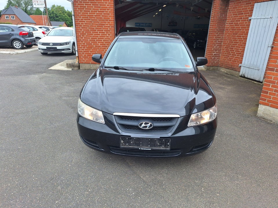 Hyundai Sonata 2,0 GLX 4d
