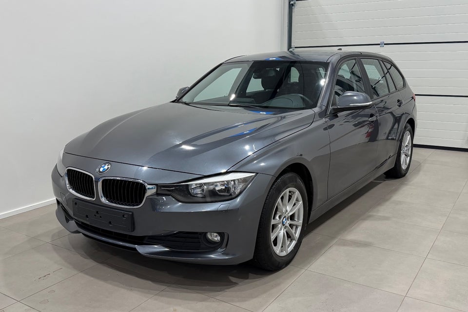 BMW 320d 2,0 Touring 5d