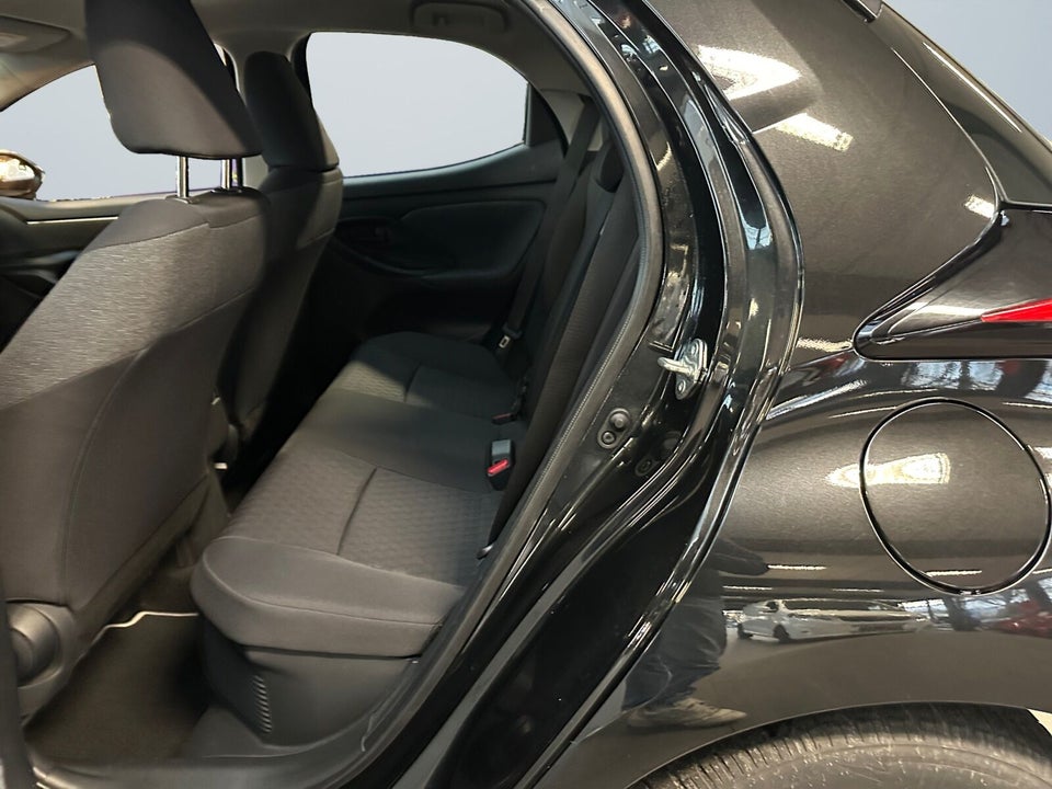 Toyota Yaris 1,5 Hybrid Active Tech+ e-CVT 5d