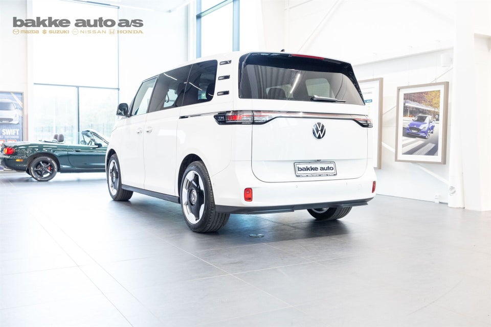 VW ID.Buzz 77 Pro SWB 5d