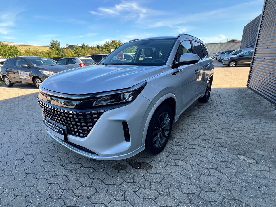 Navor E5 1,5 PHEV Rock 5d