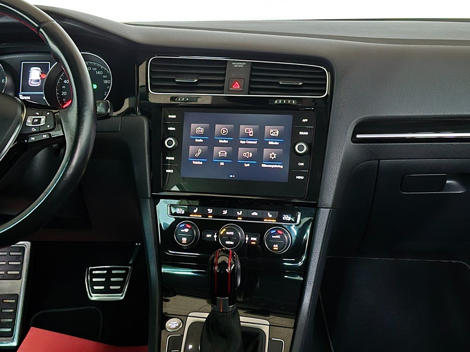 VW Golf VII 1,5 TSi 150 Highline DSG 5d