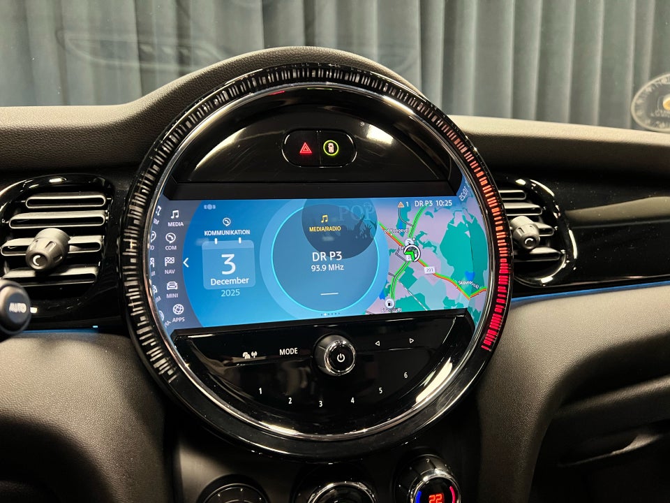 MINI Cooper SE Classic Trim 3d