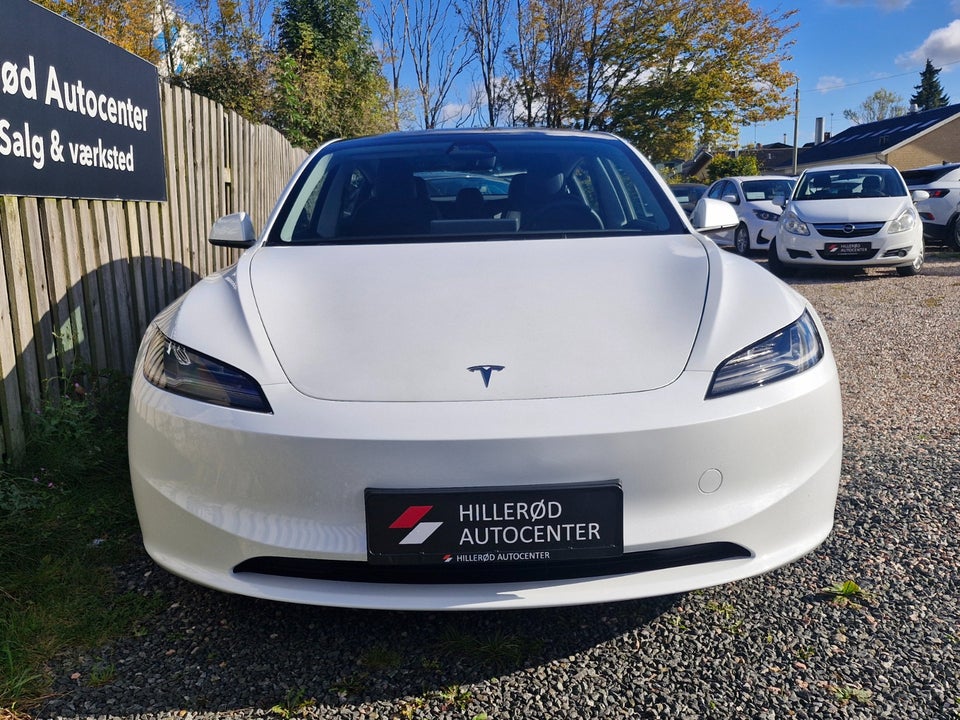 Tesla Model 3 RWD 4d