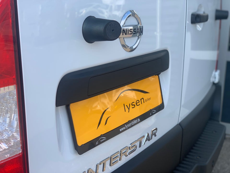 Nissan Interstar 2,3 dCi 150 L2H2 N-Connecta Van