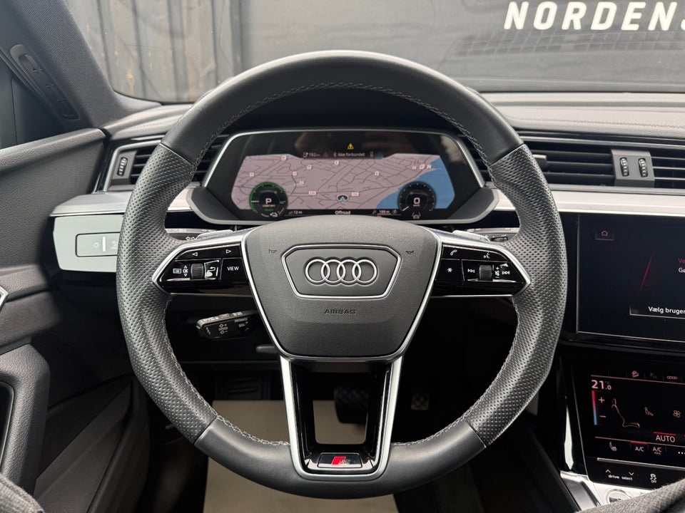 Audi e-tron 55 S-line quattro 5d