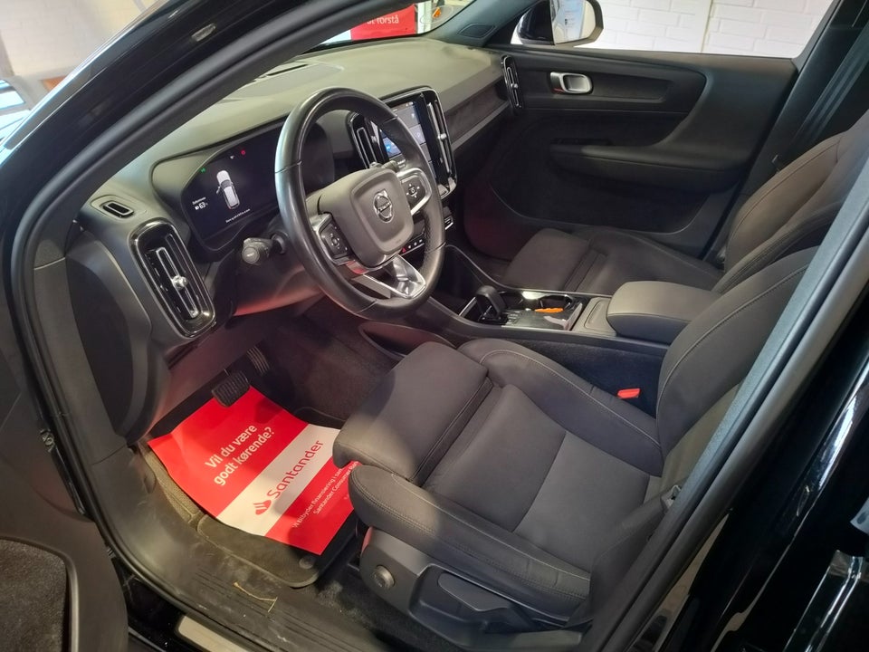 Volvo XC40 P6 ReCharge Core 5d