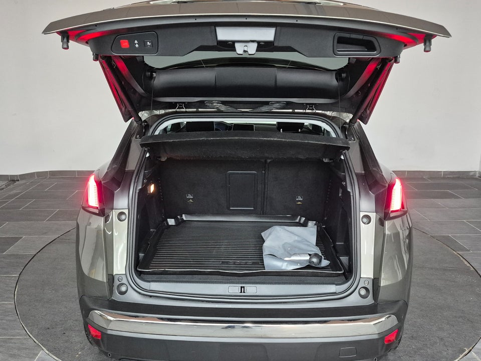 Peugeot 3008 1,2 PureTech 130 Allure EAT8 5d