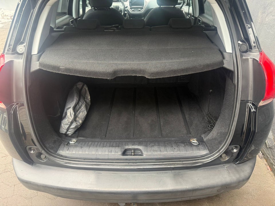 Peugeot 2008 1,2 VTi 82 Active 5d