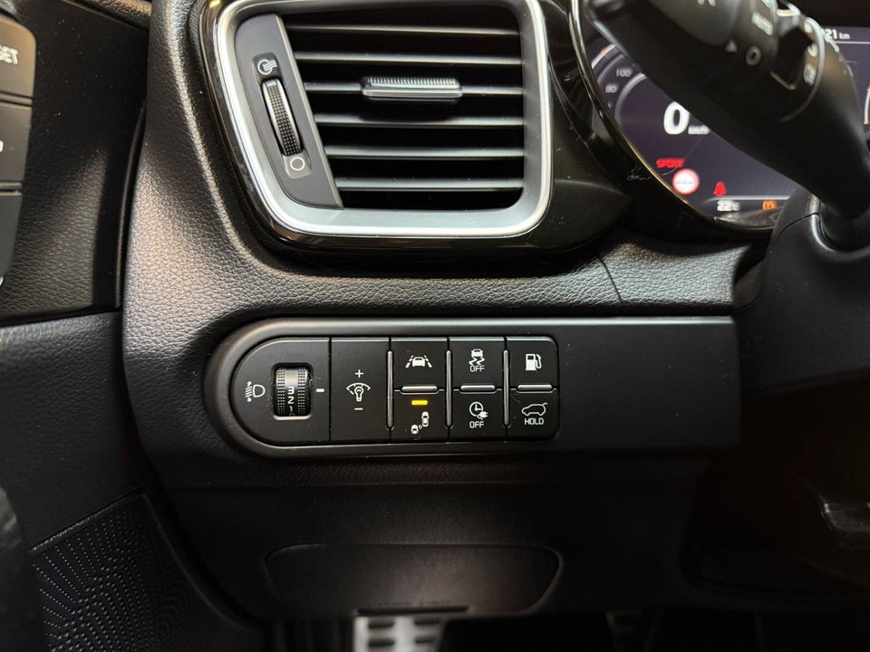 Kia Ceed 1,6 PHEV Upgrade Intro SW DCT 5d