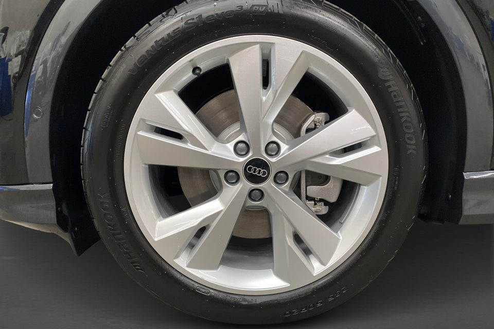 Audi Q4 e-tron 45 Progress 5d