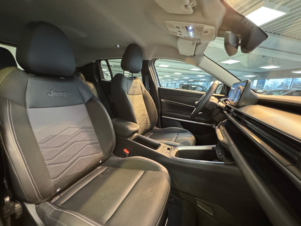 Jeep Avenger 54 Summit 5d