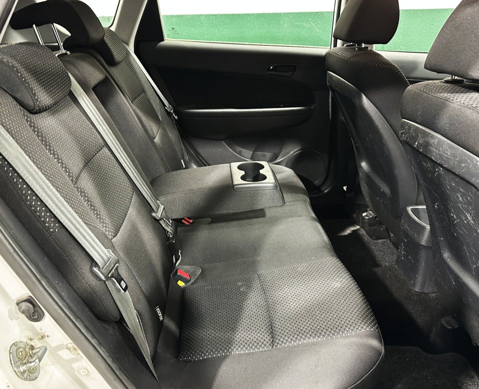 Hyundai i30 1,6 CRDi 90 Comfort CW 5d