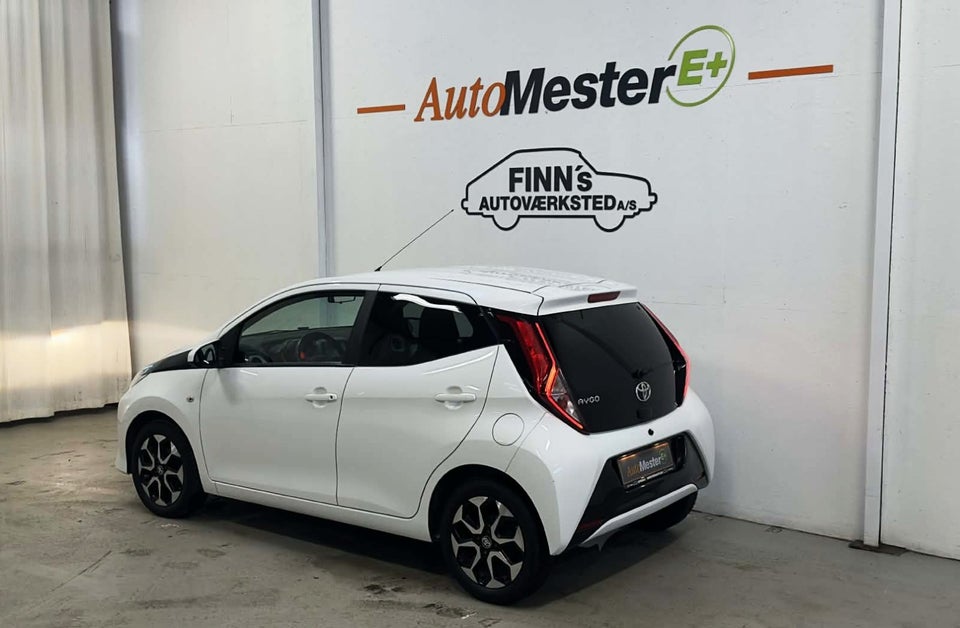 Toyota Aygo 1,0 VVT-i x-pression 5d