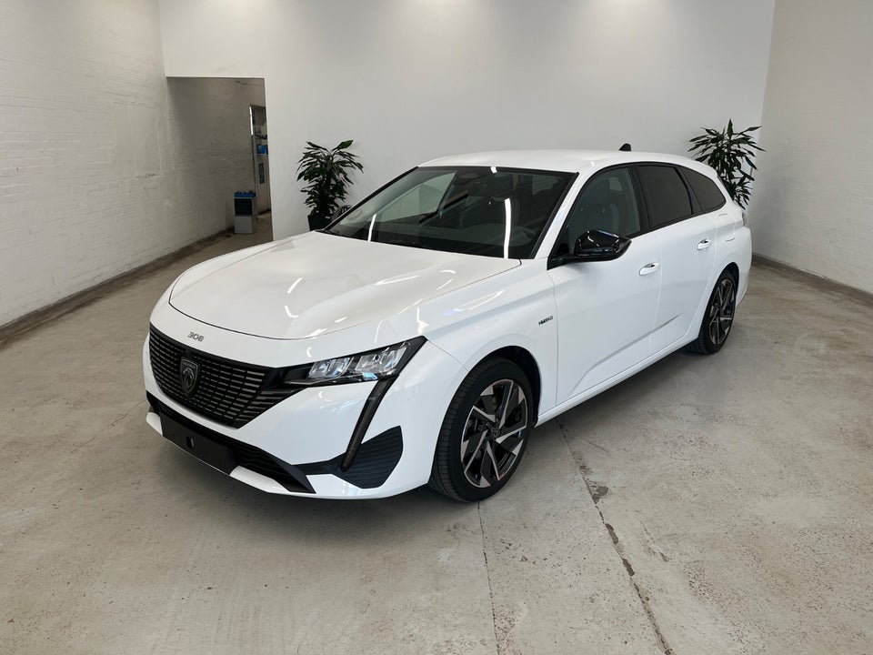 Peugeot 308 1,6 Hybrid First Selection SW EAT8 5d