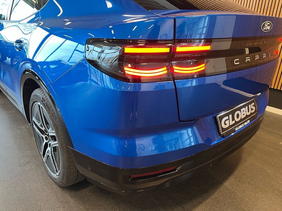 Ford Capri 77 Premium Extended Range 5d