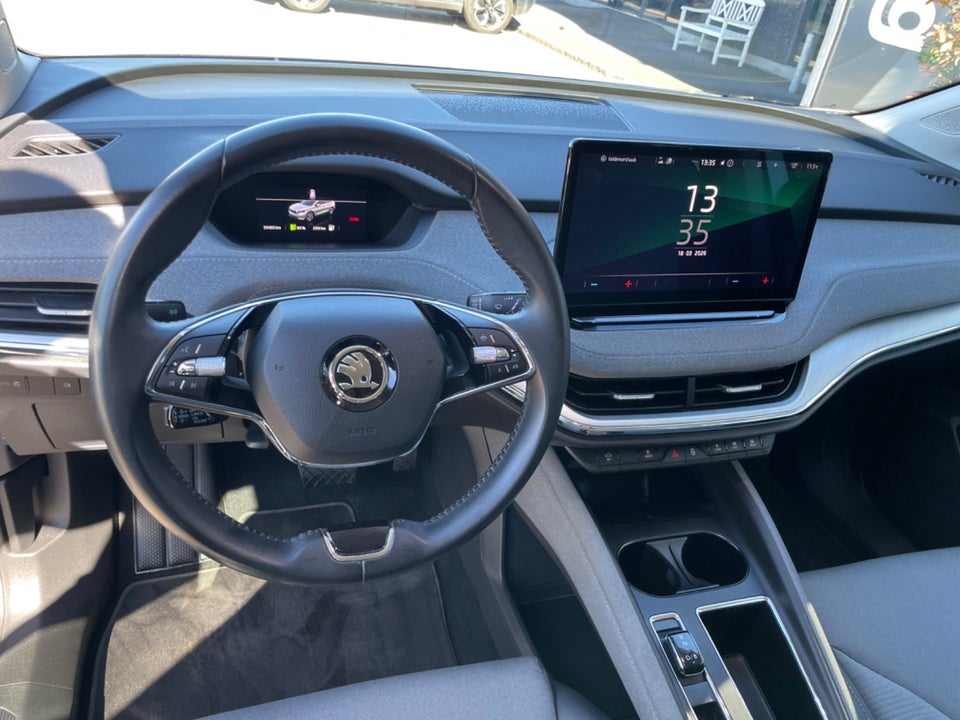 Skoda Enyaq 60 iV Loft 5d