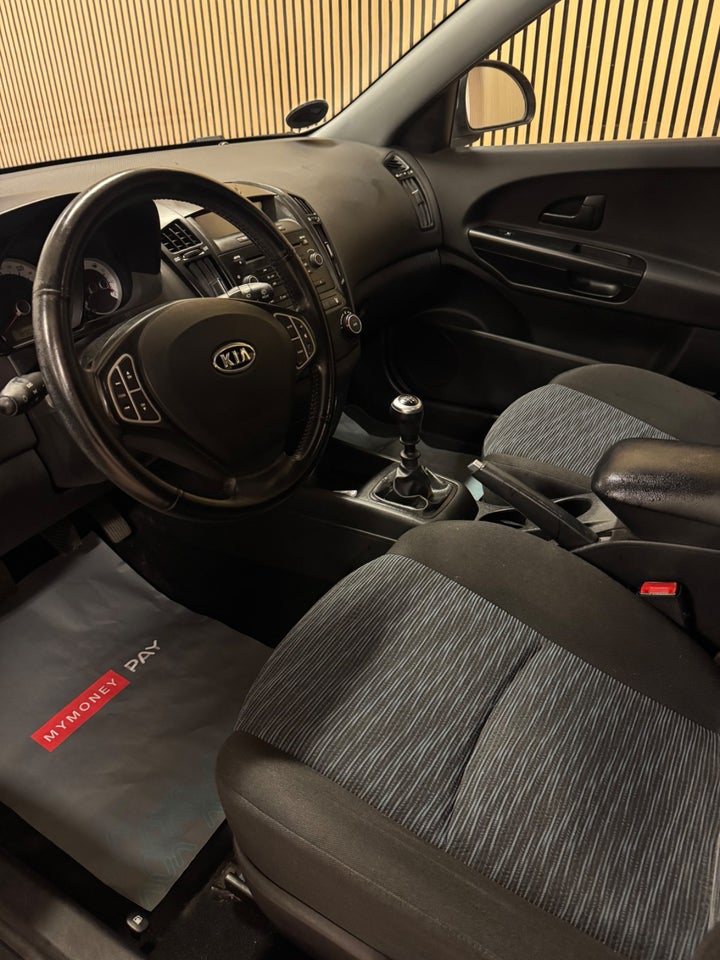 Kia Ceed 1,6 CRDi 90 Active SW 5d
