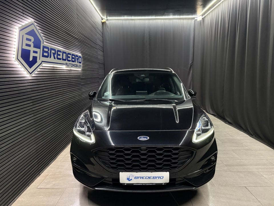 Ford Kuga 2,5 HEV ST-Line X CVT 5d