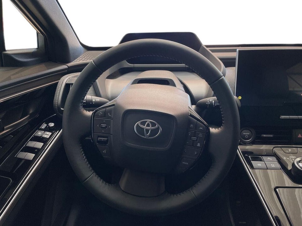 Toyota bZ4X Executive 5d