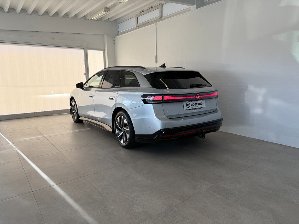 VW ID.7 77 Style Tourer 5d