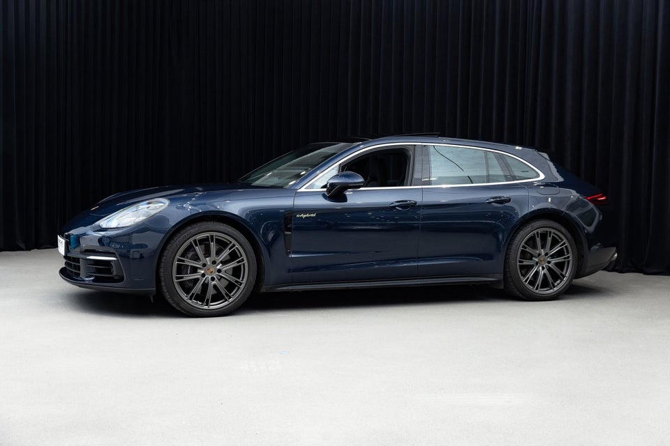 Porsche Panamera 4 2,9 E-Hybrid Sport Turismo PDK 5d