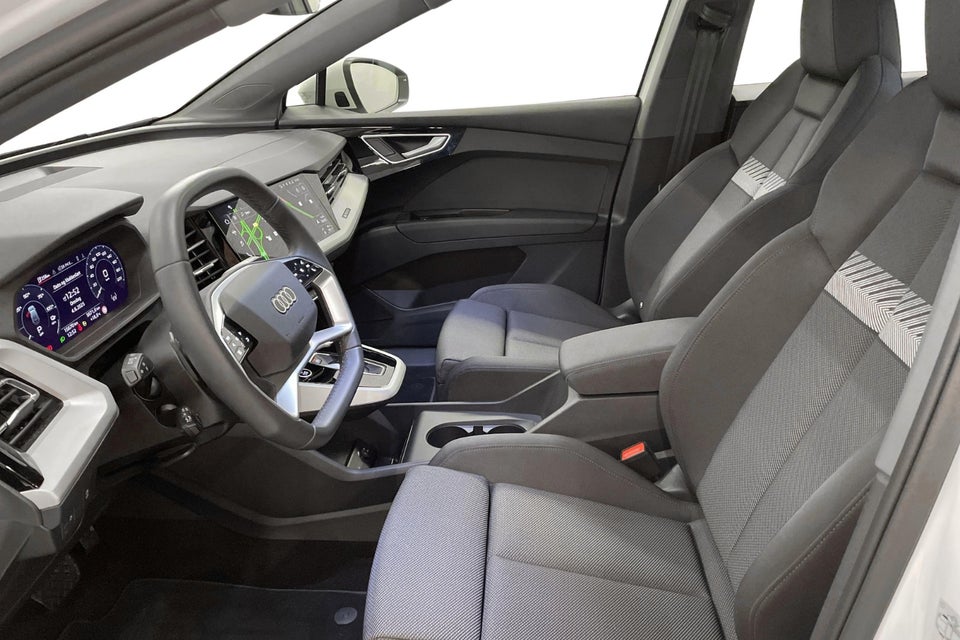 Audi Q4 e-tron 45 S-line 5d