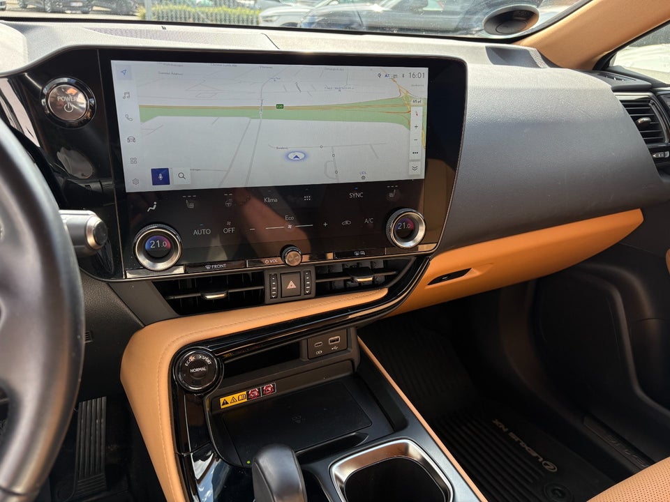 Lexus NX450h+ 2,5 Business+ aut. AWD 5d