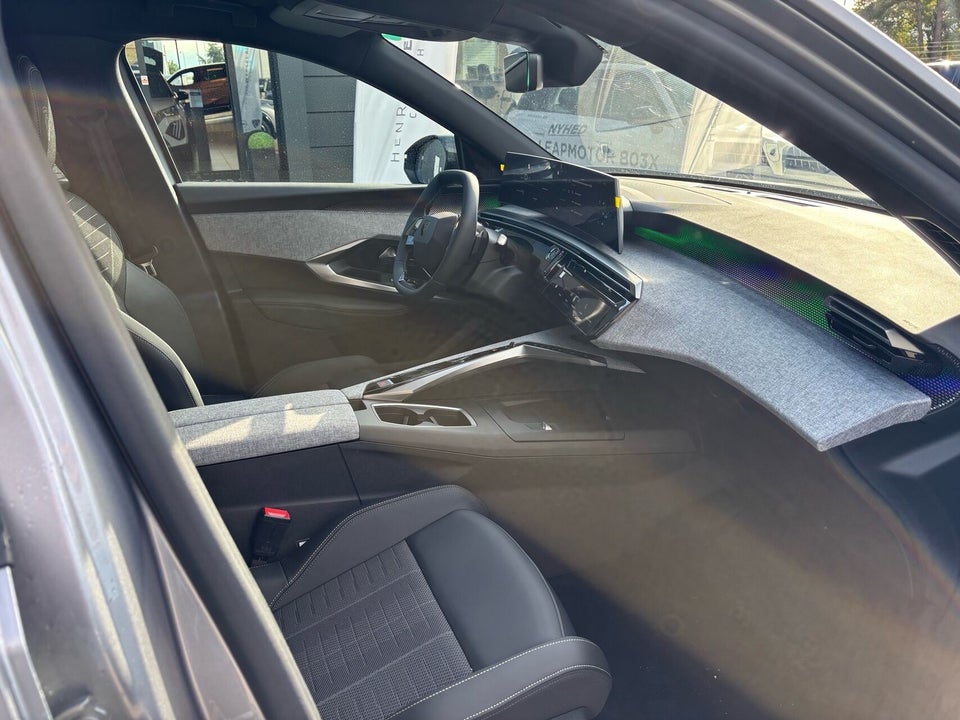 Peugeot e-5008 77 GT Pack 7prs 5d