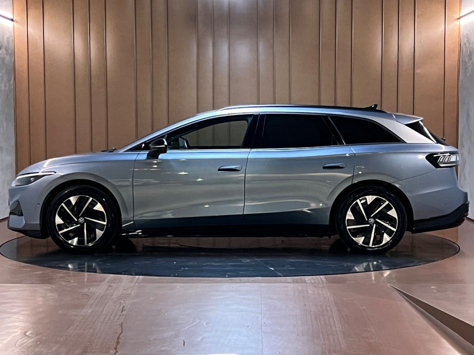 VW ID.7 86 Style S Tourer 5d