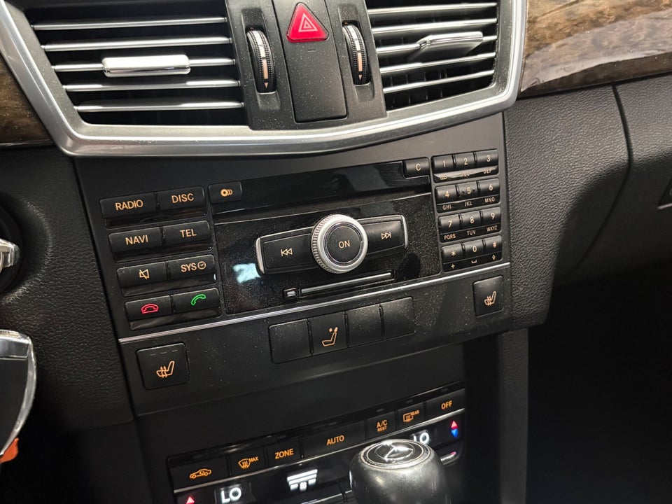 Mercedes E200 2,2 CDi stc. aut. BE 5d